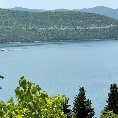 Blanca Azure Holiday home
