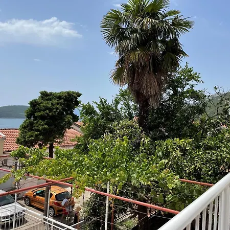 Blanca Azure Holiday home *