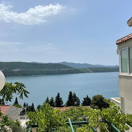 Blanca Azure Holiday home